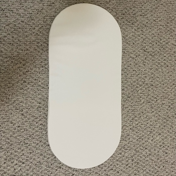 Snoo bassinet mattress and cover - Picture 2 of 2